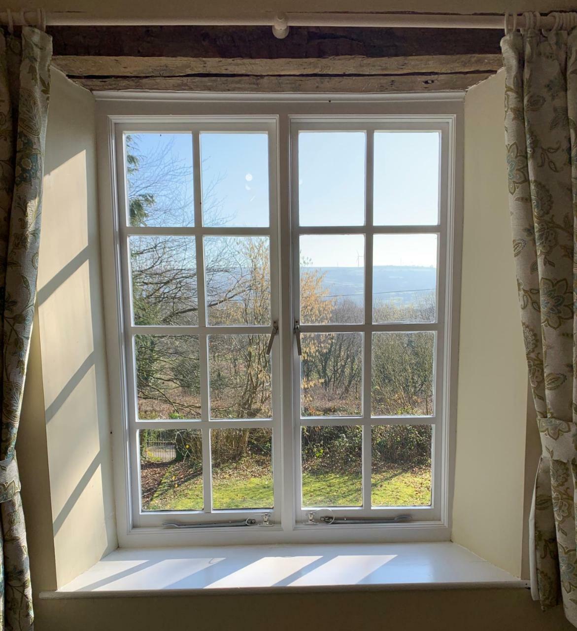Pontyclerc Farm House Bed And Breakfast Ammanford Exterior foto