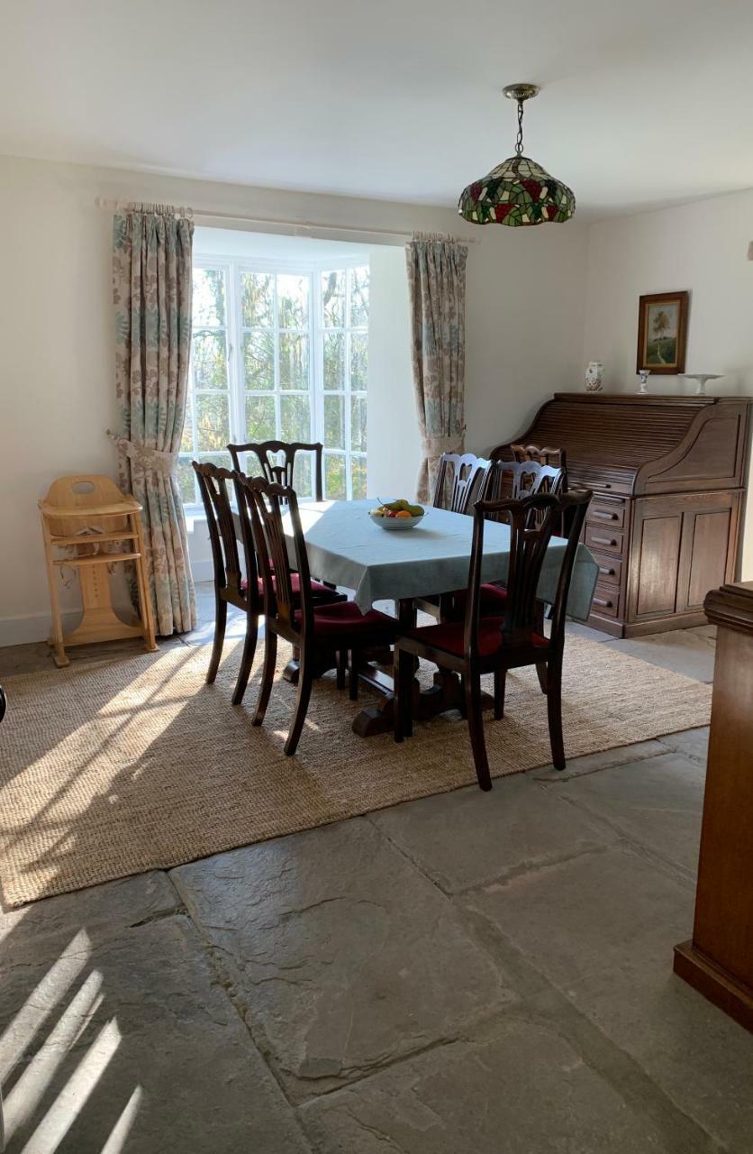 Pontyclerc Farm House Bed And Breakfast Ammanford Exterior foto
